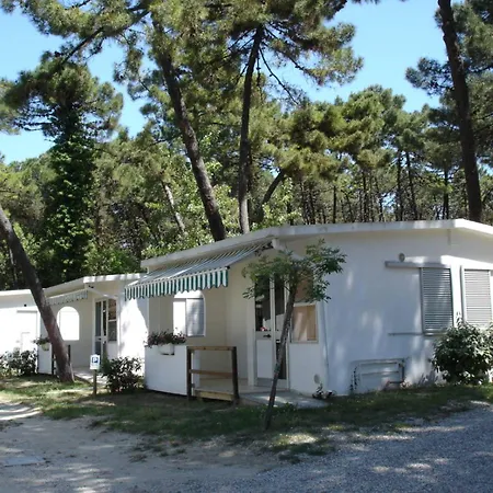 Club Del Sole Easy Village キャンプ場 3*