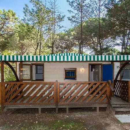 Club Del Sole Easy Village キャンプ場 3*