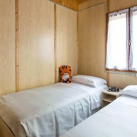 Club Del Sole Easy Village キャンプ場