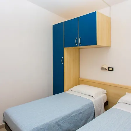 Club Del Sole Easy Village Кемпинг Марина-Ромеа