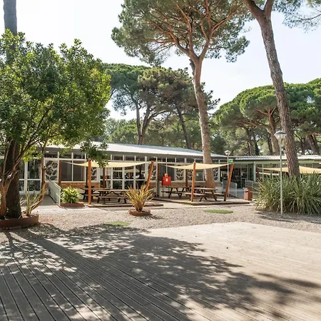 キャンプ場 Club Del Sole Easy Village 3*