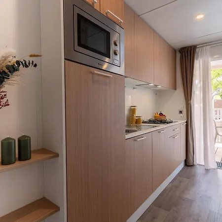 Club Del Sole Easy Village キャンプ場