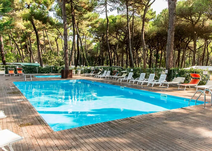 キャンプ場 Club Del Sole Easy Village 3*