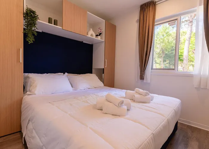 Club Del Sole Easy Village キャンプ場 3*