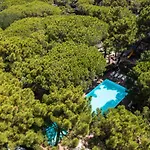 Club Del Sole Easy Village 마리나로미에